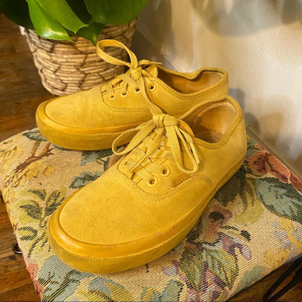 All Suede Mustard Vans size 5 Unisex Adult